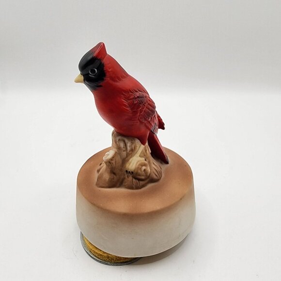 Vintage Gorham Red Cardinal on a branch Wind up porcelain music box - Picture 6 of 9